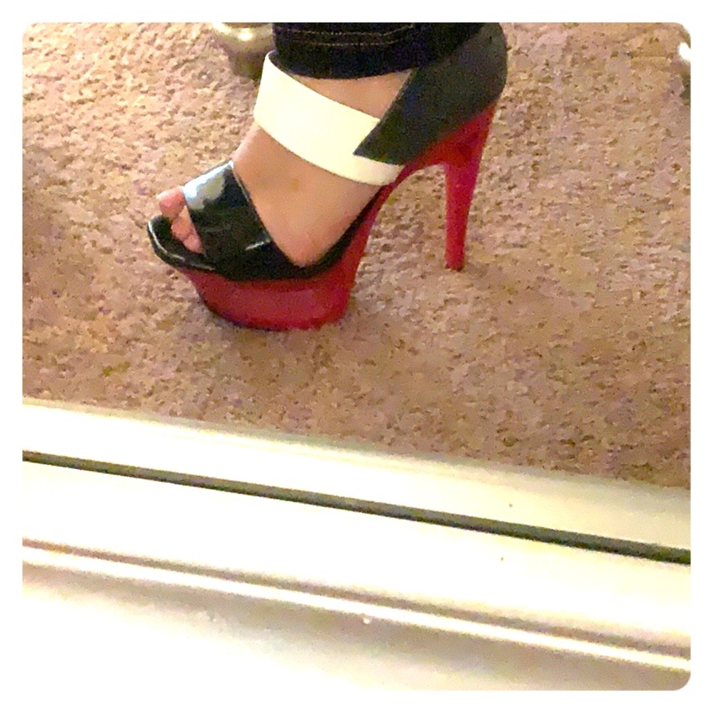Wild Rose Oreo Platform Sandals